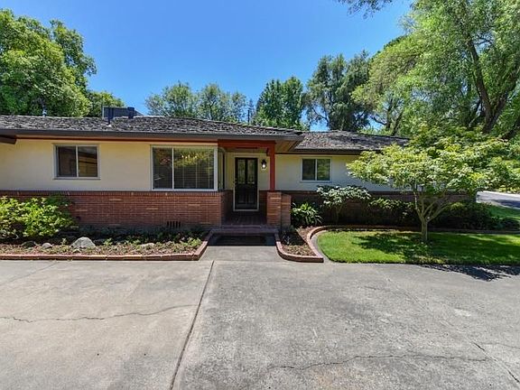 2nd image of 4621 Hillview Way