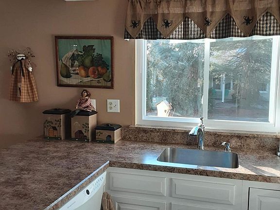 5th image of 501B Buckingham Dr