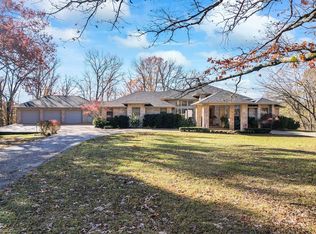 13186 Sugar Creek Rd, Rogers, AR 72756