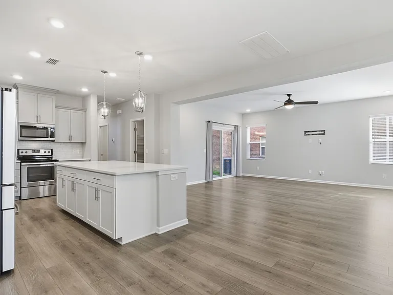3725 Hoggett Ford Rd — Photo 16
