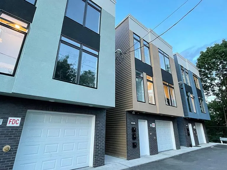 15 Arlington St #1 — Photo 16