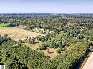 4121 Benzie Hwy, Benzonia, MI 49616