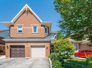 8 Pressed Brick Dr, Brampton, ON L6V 4K8