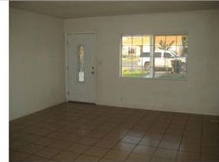 15433 Pine Ave, Fontana, CA 92335