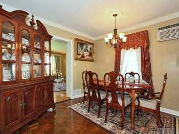 4th image of 8215 192nd St