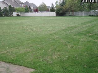 Cleveland Ave, Huron, OH 44839