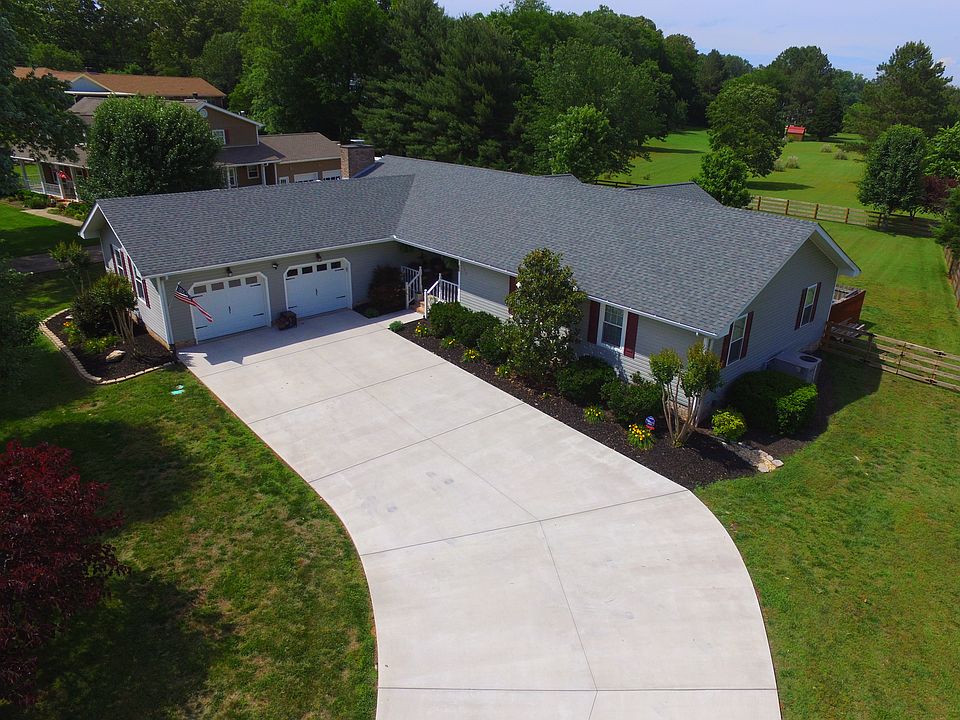 1st image of 7713 Heron Dr