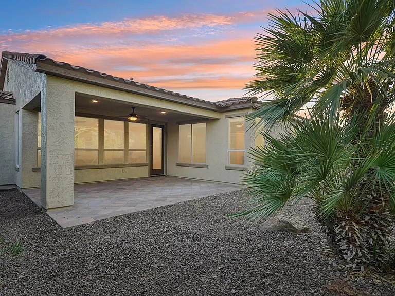 12600 W Rosewood Ln — Photo 2