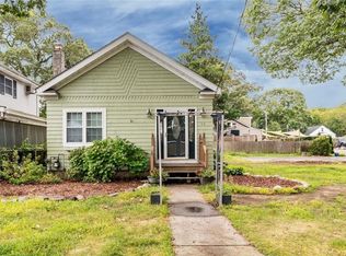 80 Northup St, Warwick, RI 02889