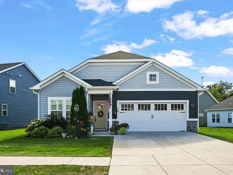 1st image of 44 Rolling Hills Way