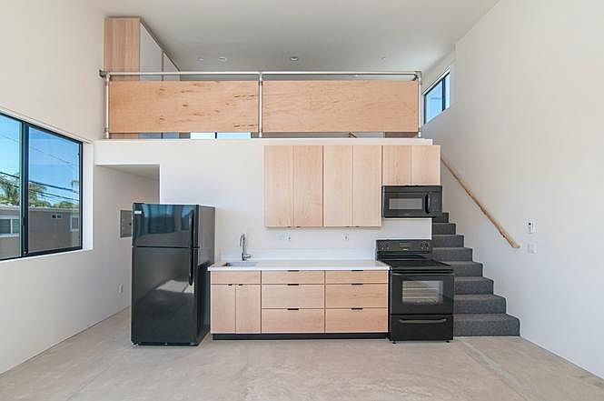 1st image of 4644 Boundary St #2