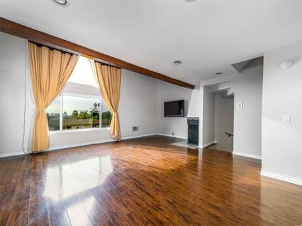 12438 Short Ave APT 3
