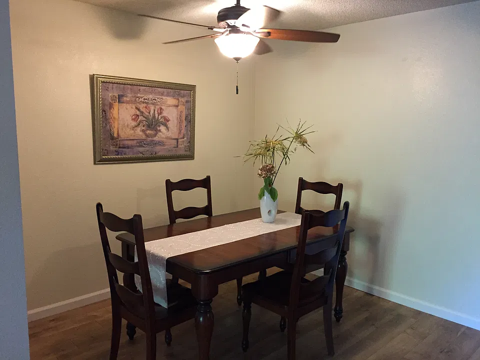 259 N Capitol Ave #291