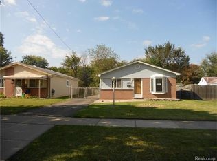 6132 Princess St, Taylor, MI 48180