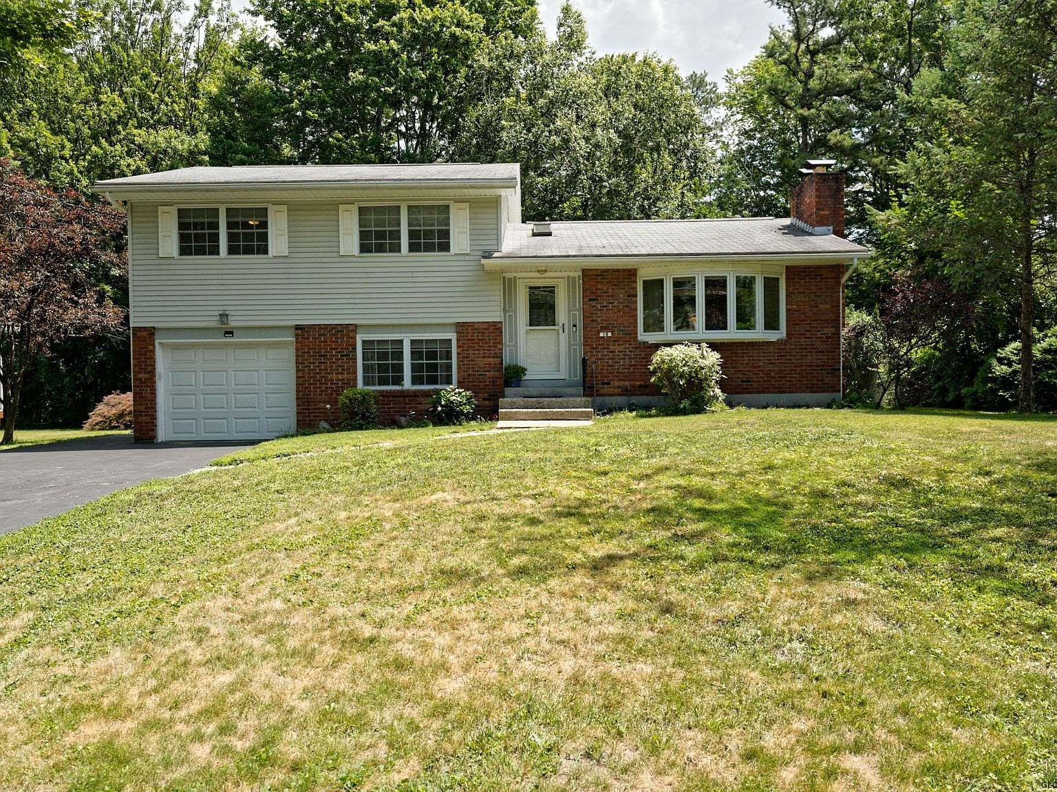 18 SCOTCH PINE Drive, Voorheesville, NY 12186 Zillow