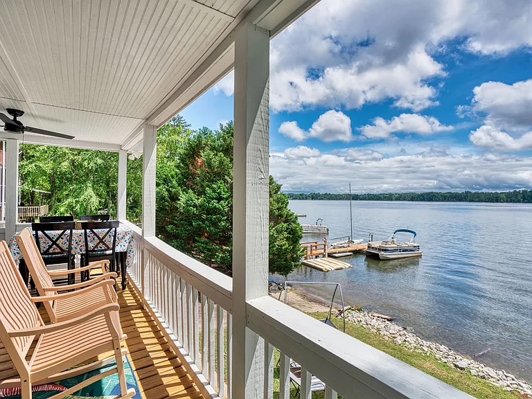 200 Mariners Pointe Rd — Photo 38