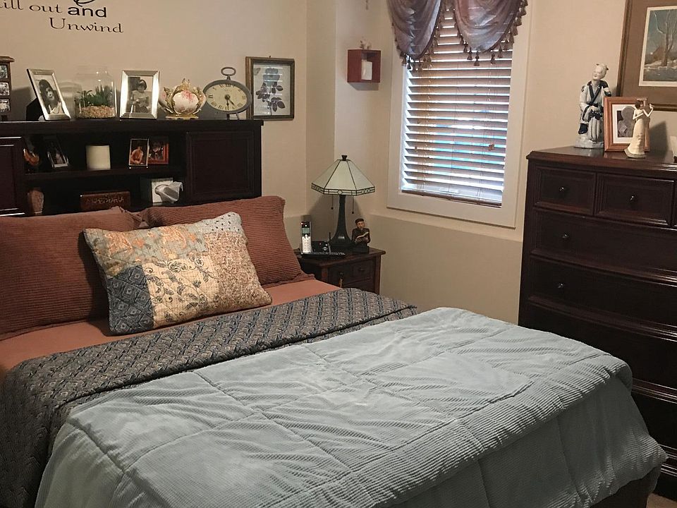 1st image of 1095 Rockland Ave APT 2D