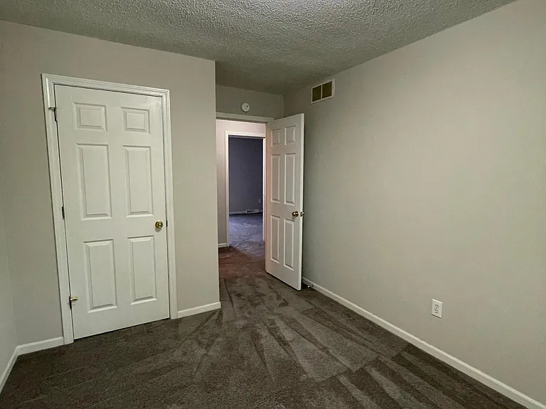2306 Parks Edge Pl — Photo 13