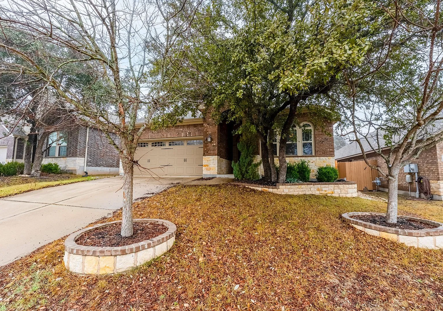 Breathtaking 3 bed - 2 bath home in Leander TX! — Photo 4