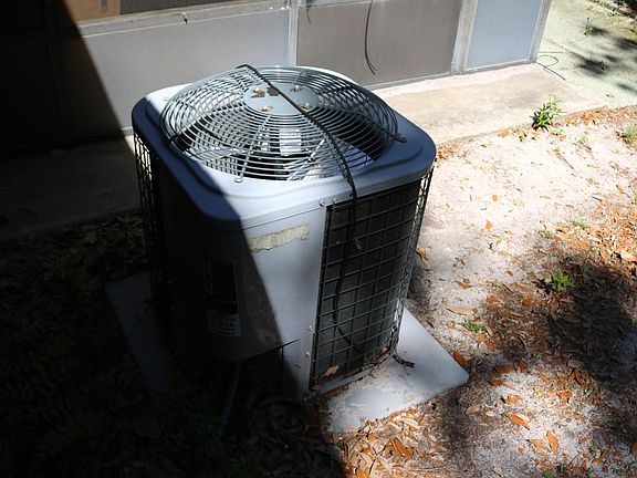 5th image of 398 Oakland Cir NW