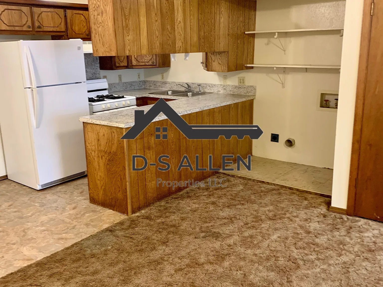 512 W Idaho Ave — Photo 3