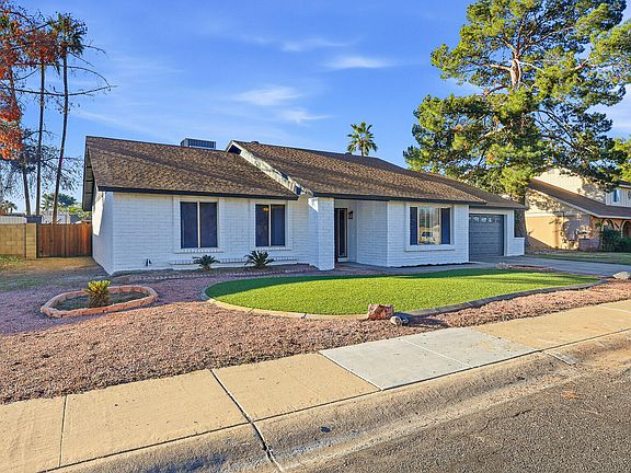 2nd image of 6233 W DESERT HILLS Drive