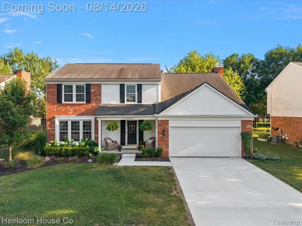 45697 Bryn Mawr Rd, Canton, MI 48187