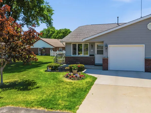410 N 12th STREET, Oostburg, WI 53070