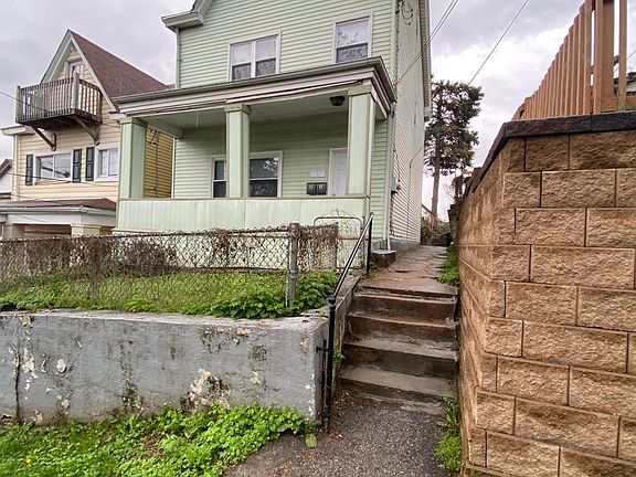 3rd image of 5 Sterling St #2