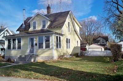 3rd image of 2633 Ulysses St NE