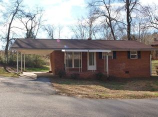 6 Burgess Chapel Dr, Granite Falls, NC 28630