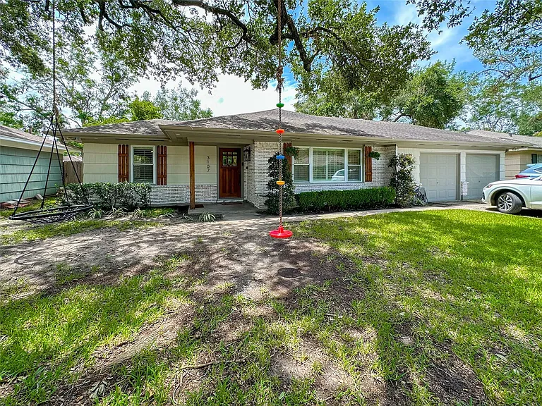 3107 Broadmead Dr — Photo 2