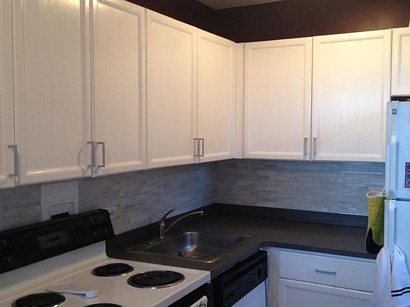 3rd image of 3420 N Lake Shore Dr APT 10K