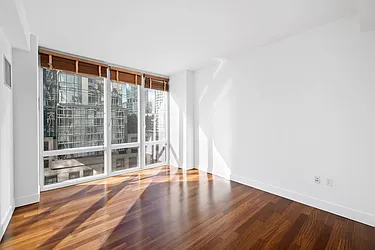 Sold by Manhattan Spaces