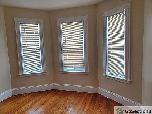 4th image of 4 Levant St #3