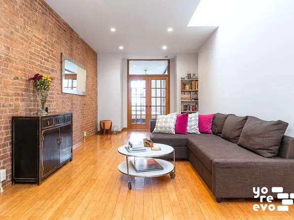 170 E 90th St APT 5W, Manhattan, NY 10128