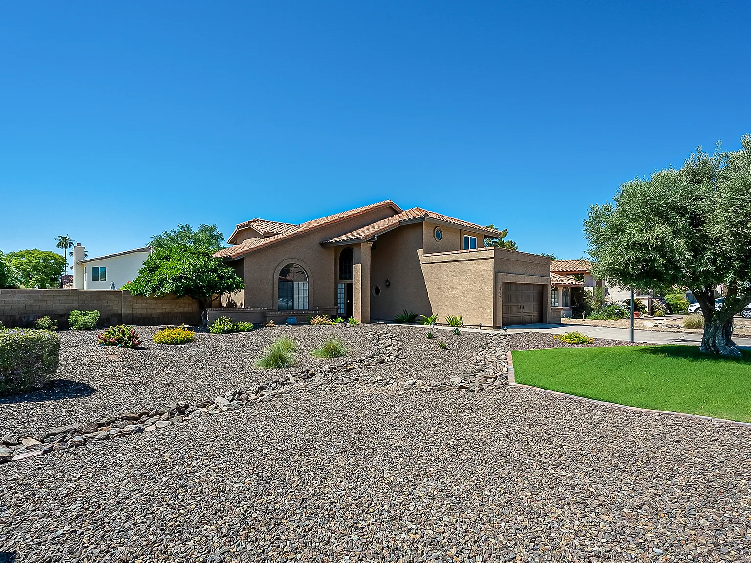 4 bed, 2356 sqft, $3,595 — Photo 1