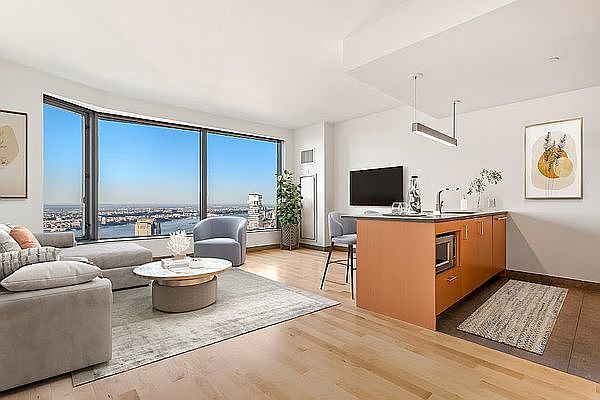 1st image of 8 Spruce St APT 52B