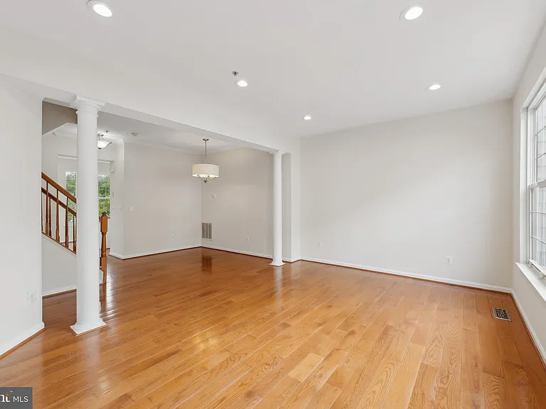 3802 Dominion Mill Dr — Photo 6