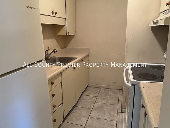 3rd image of 5538 S Rio Grande Ave