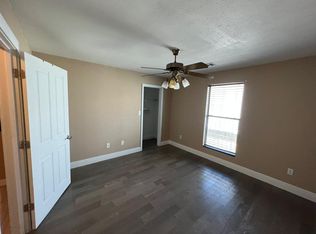 903 Scarlet Dr, Rosharon, TX 77583