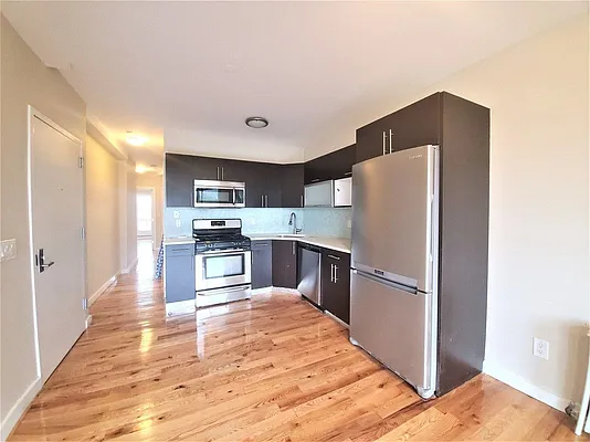 Rented by Brooklyn Property Group LLC | media 82