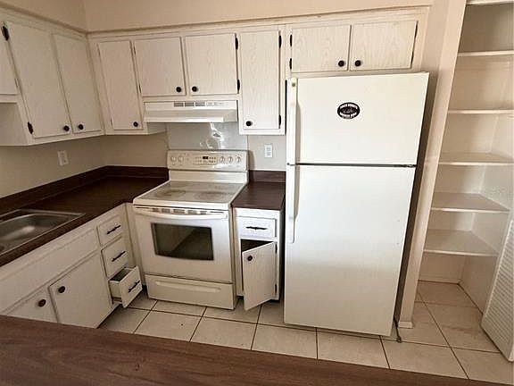 4th image of 21150 GERTRUDE AVENUE #H6