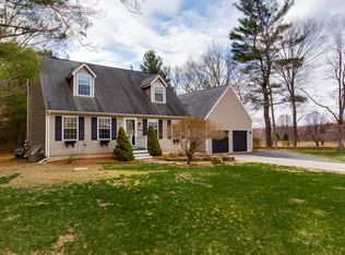 42 SW Main St, Douglas, MA 01516