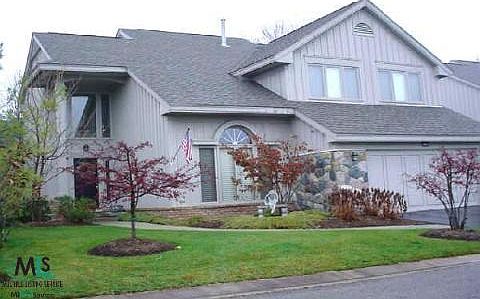 1st image of 4748 Morris