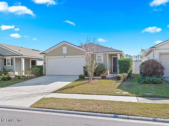 3rd image of 10032 SITTING FOX Drive