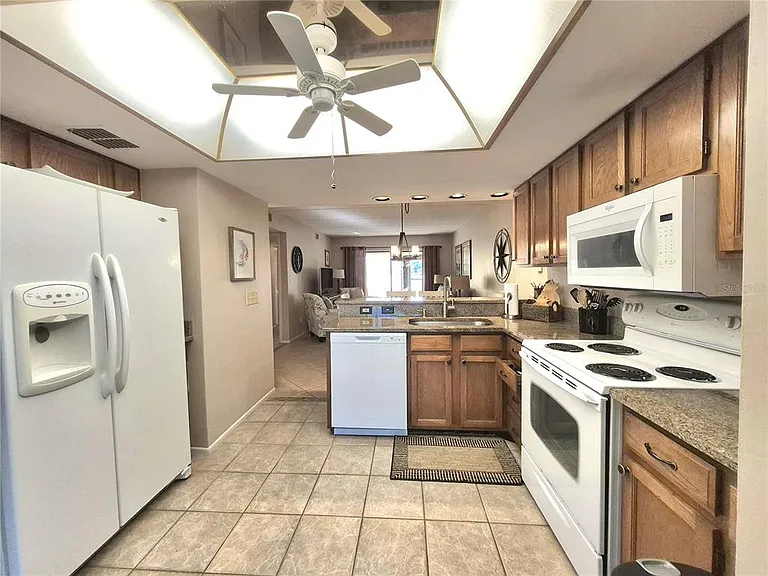 50 Woodlake Pl #50 — Photo 10