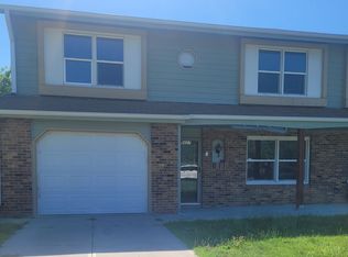 6607 N 65th St, Omaha, NE 68152