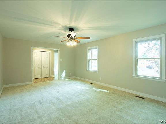 5th image of 7287 Walnut Grove Dr