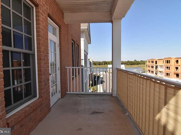 3rd image of 12001 Old Vine Blvd Unit 305